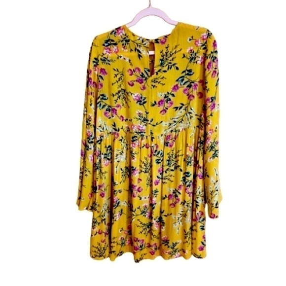 UMGEE Boho Yellow Floral Swing Flowy Mini Dress Bell Sleeve Size Medium - Picture 4 of 11